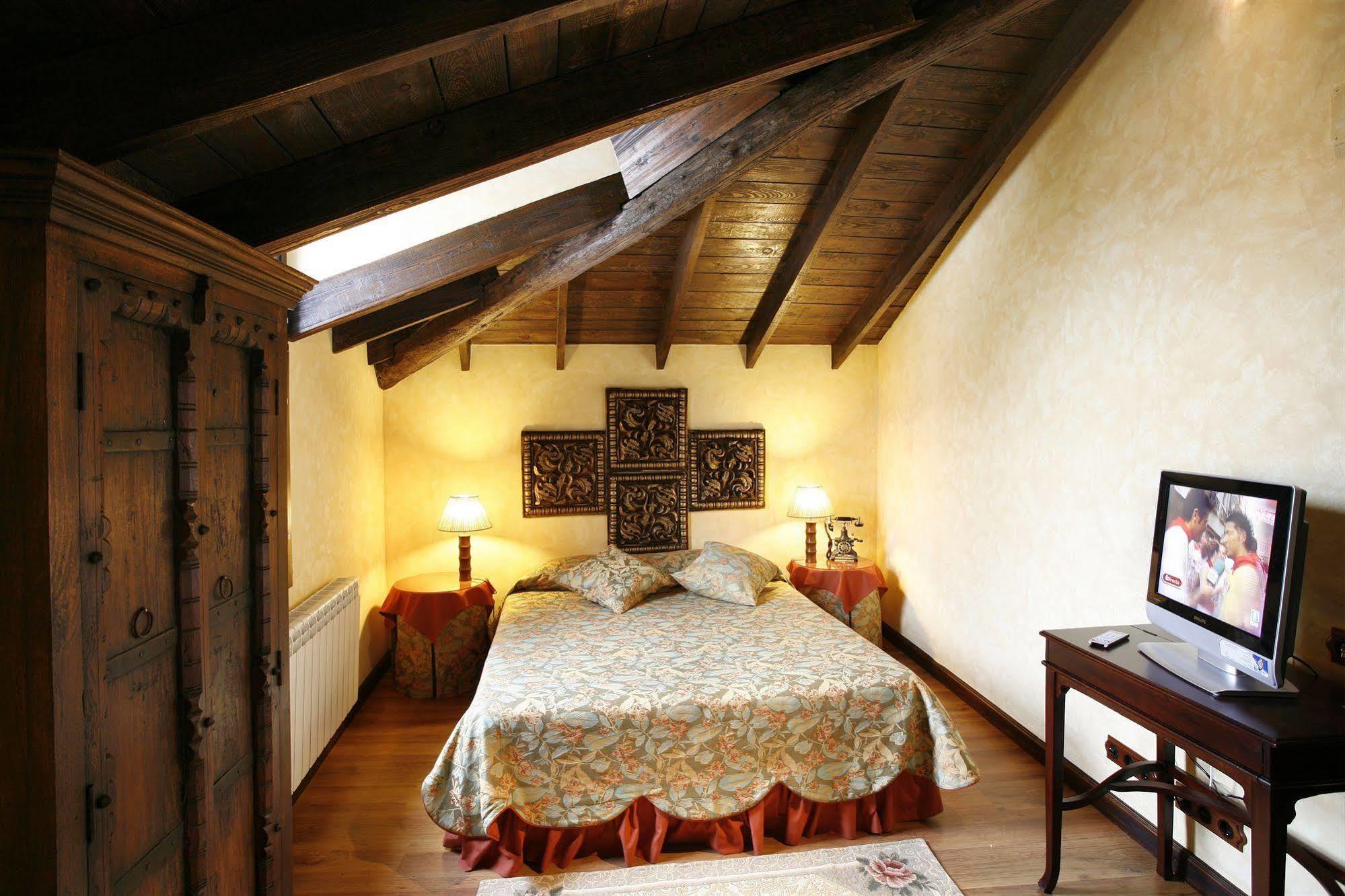 Hotel Boutique Real Casona De Las Amas Azofra Εξωτερικό φωτογραφία
