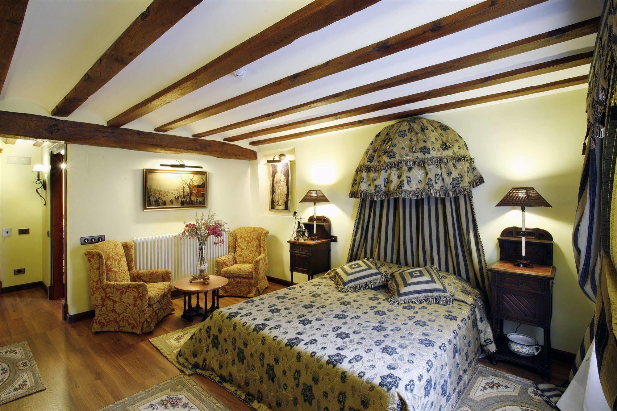 Hotel Boutique Real Casona De Las Amas Azofra Δωμάτιο φωτογραφία